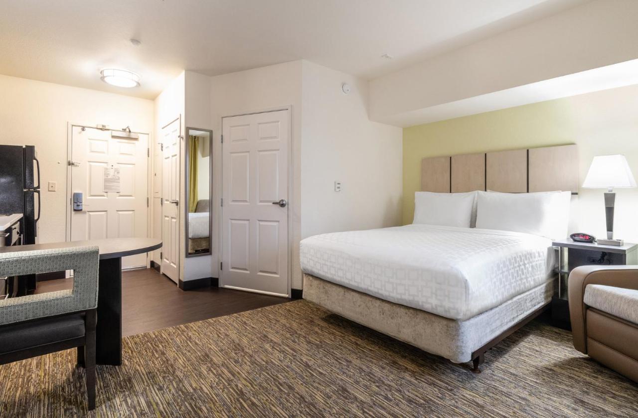 แคนเดิ้ลวูด สวีท พอร์ตแลนด์แอร์พอร์ต Hotel ภายนอก รูปภาพ