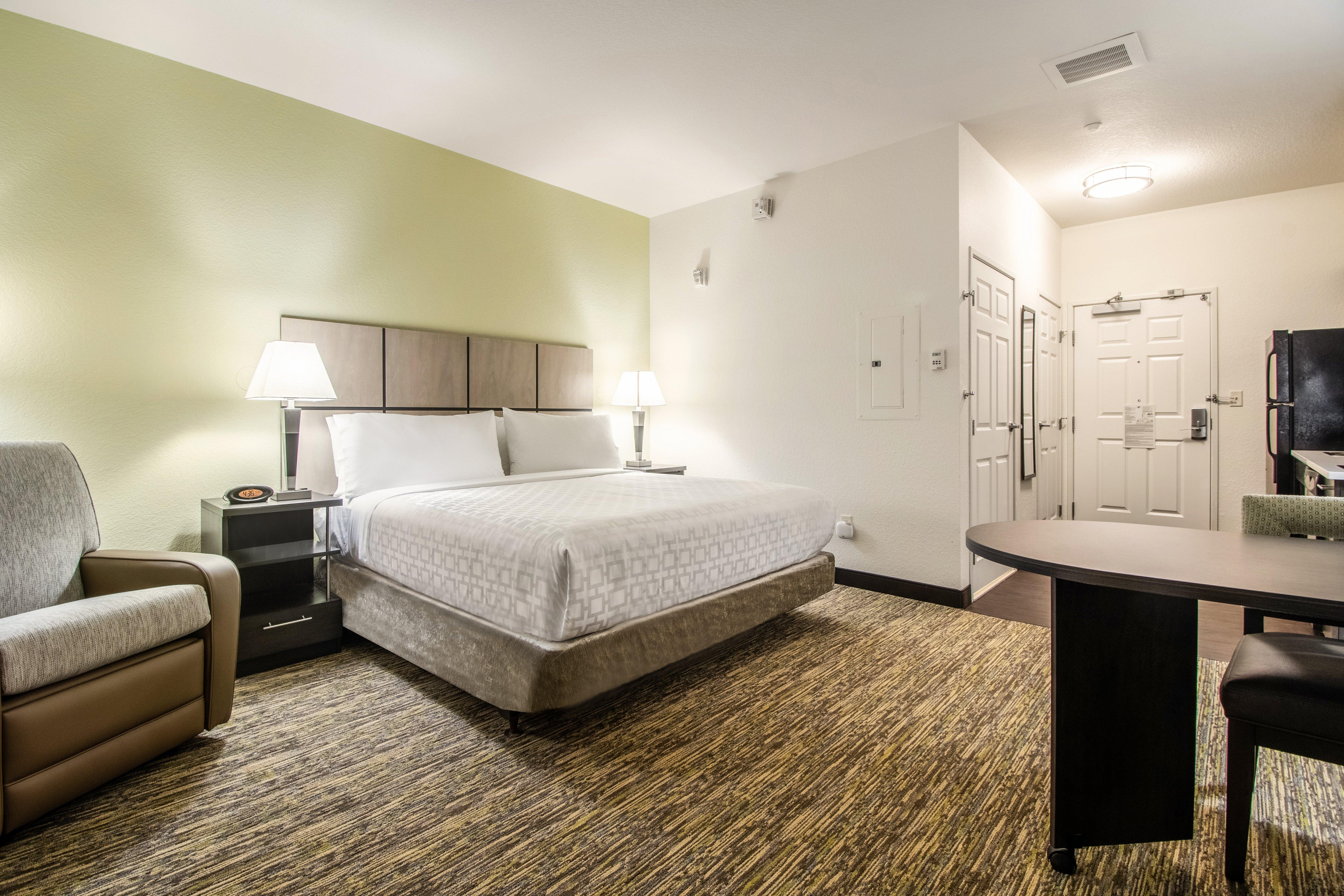 แคนเดิ้ลวูด สวีท พอร์ตแลนด์แอร์พอร์ต Hotel ภายนอก รูปภาพ